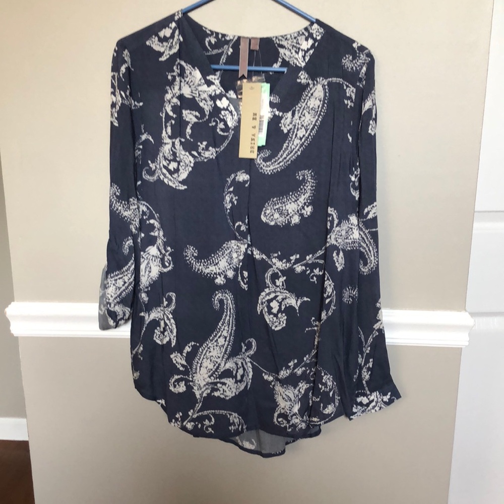 Briana & Em Lemmy V-Nevk Top
